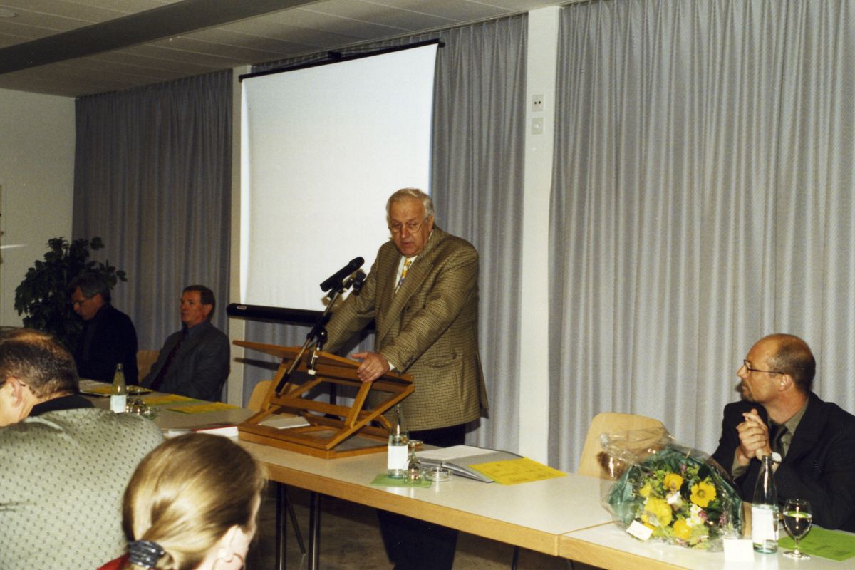 K 2002 04 Aesch Mhle GV Gewerbe Verein 12210