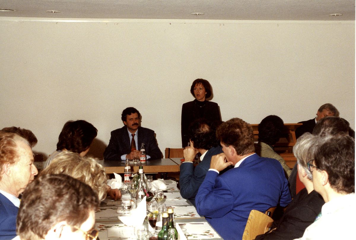 K GV 1994 Gewerbe Und Industrie Aesch In Pfeffinen